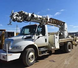 2013 ALTEC D2045TR MOUNTED ON 2013 INTERNATIONAL DURASTAR 4400
