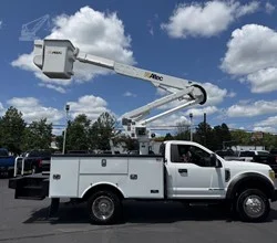 2017 Altec AT37G MOUNTED ON 2017 FORD F550