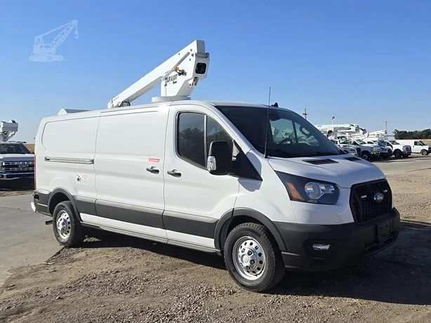 2024 DUR-A-LIFT DVT29TS MOUNTED ON 2024 FORD TRANSIT