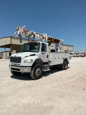 2018 TEREX COMMANDER 4047 MOUNTED ON 2019 FREIGHTLINER BUSINESS CLASS M2 106