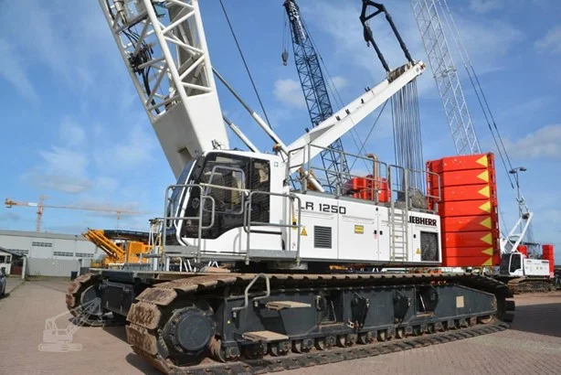 2014 Liebherr LR1250