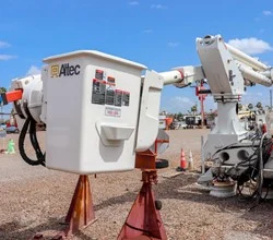 2018 ALTEC TA45M-T50 MOUNTED ON 2018 13 FT