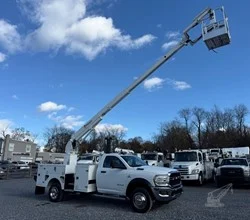 2022 Posi-Plus 700-40 MOUNTED ON 2022 RAM 5500 HD