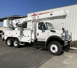 2012 Altec AM55 MOUNTED ON 2012 INTERNATIONAL WORKSTAR 7400