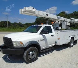 2016 Versalift VO40MHI MOUNTED ON 2016 DODGE RAM 5500