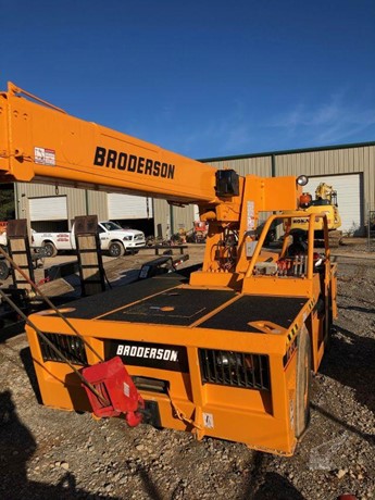 2015 BRODERSON IC80-3J