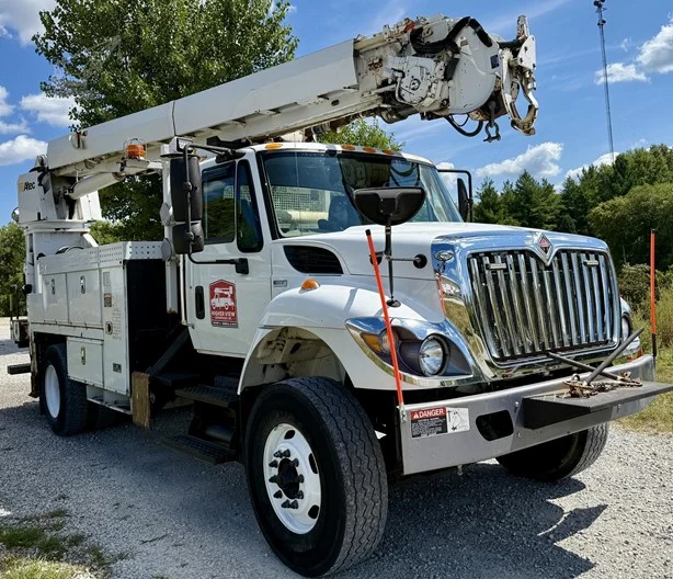 2015 Altec DM47BC MOUNTED ON 2015 INTERNATIONAL WORKSTAR 7400