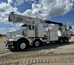 2007 Altec AH100 MOUNTED ON 2007 WESTERN STAR 4900