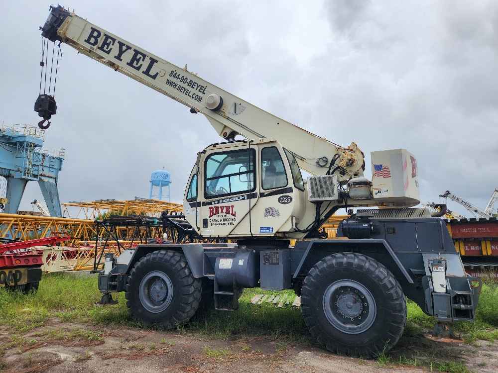 2012 Terex RT230