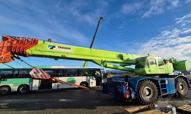 2005 Tadano GR 700EXL