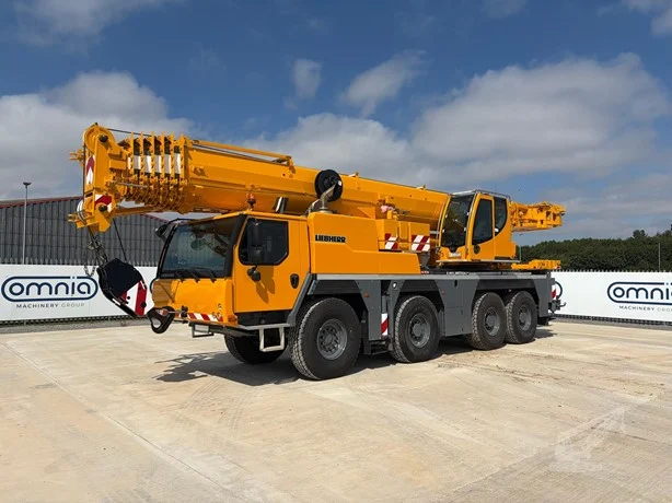 2018 LIEBHERR LTM1090-4.2