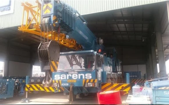 1998 LIEBHERR LTM1090-2