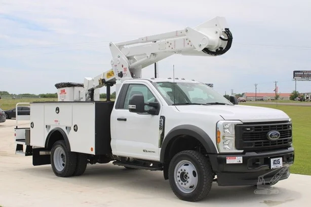 2025 PALFINGER ETC40IH MOUNTED ON 2024 FORD F600