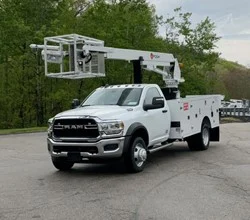 2022 POSI-PLUS 700-40 MOUNTED ON 2024 RAM 5500 HD