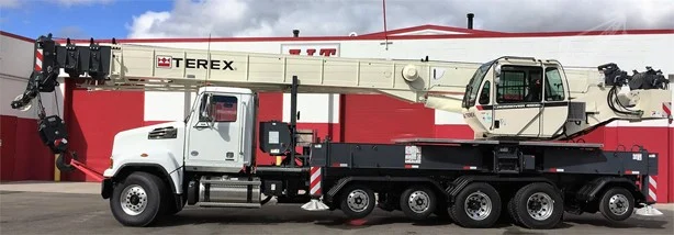 2016 TEREX CROSSOVER 4500L MOUNTED ON 2016 WESTERN STAR 4700