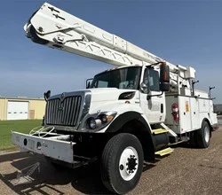 2009 TEREX XM55 MOUNTED ON 2009 INTERNATIONAL WORKSTAR 7300