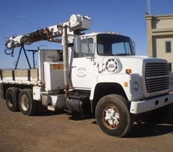 1982 Pitman POLECAT MOUNTED ON 1982 FORD LNT8000