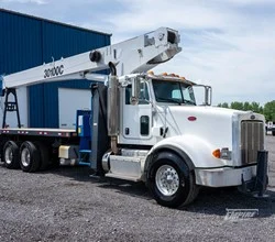 2013 Manitex 30100C MOUNTED ON 2013 PETERBILT 367