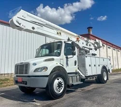 2019 Altec AA55 MOUNTED ON 2019 FREIGHTLINER BUSINESS CLASS M2 106