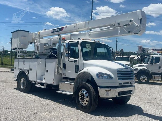 2026 Terex HR55 MOUNTED ON 2027 FREIGHTLINER BUSINESS CLASS M2 106
