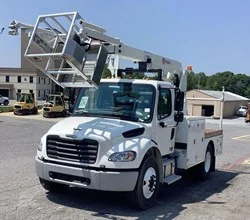 2024 Posi-Plus 800-40 MOUNTED ON 2025 FREIGHTLINER BUSINESS CLASS M2 106