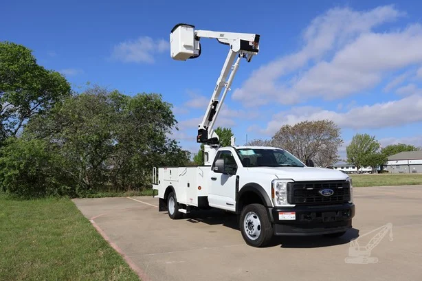 2026 VERSALIFT SST40EIH MOUNTED ON 2026 FORD F550