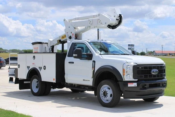 2025 PALFINGER ETC37IH MOUNTED ON 2024 FORD F550 SD