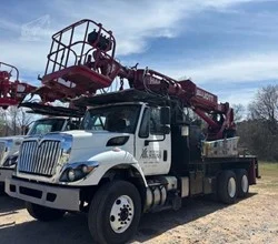 2017 Elliott H60 MOUNTED ON 2017 INTERNATIONAL WORKSTAR 7400