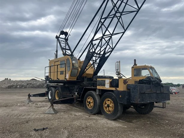 P & H 790TC