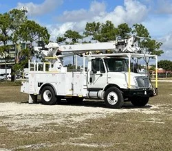 2012 TEREX COMMANDER 4045 MOUNTED ON 2012 INTERNATIONAL DURASTAR 4300