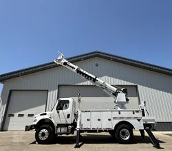 2018 ALTEC DC47TR MOUNTED ON 2018 FREIGHTLINER BUSINESS CLASS M2 106