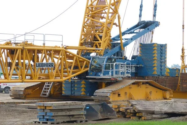 Liebherr LR1600-2
