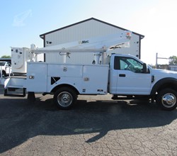 2021 Altec AT200A MOUNTED ON 2021 FORD F450 SD