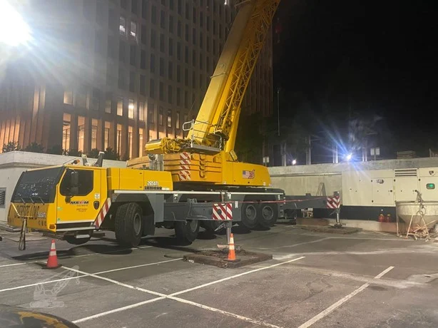 2013 LIEBHERR LTM1220-5.2