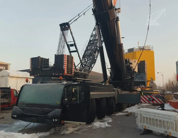 2016 LIEBHERR LTM1500-8.1