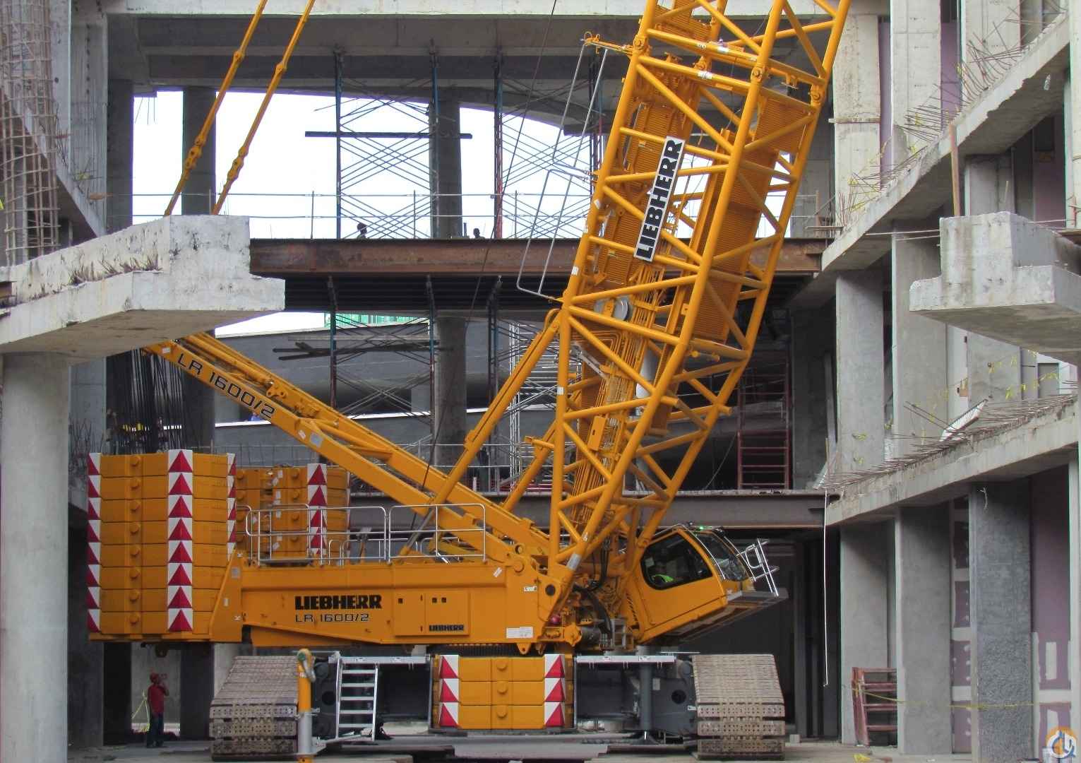 2014 Liebherr LR 1600-2