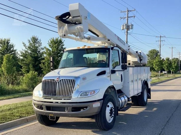 2024 HI RANGER TL45 MOUNTED ON 2025 INTERNATIONAL HV