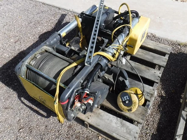 2003 R&M HOISTS SPACEMASTER SX