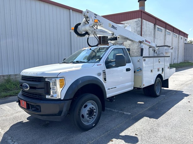 2017 ALTEC AT237 MOUNTED ON 2017 FORD F550