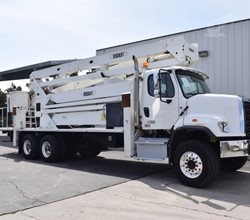 2015 Versalift VST7500MHI MOUNTED ON 2015 FREIGHTLINER 108SD
