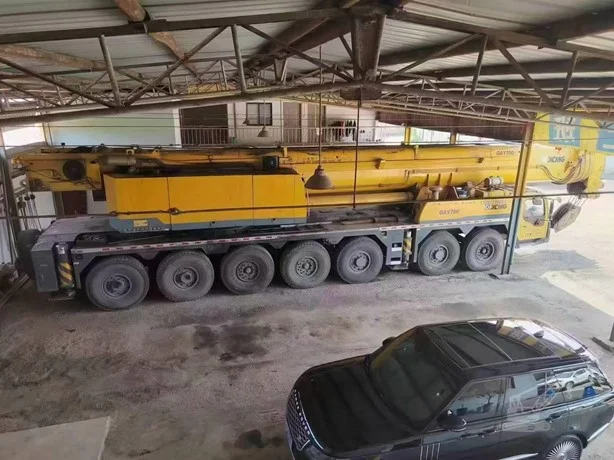 2011 XCMG QAY300