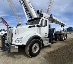 2023 Manitex 30100C MOUNTED ON 2023 KENWORTH T880