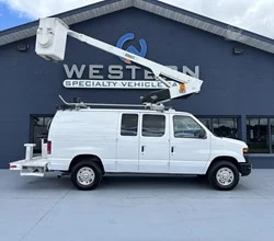2010 Versalift VAN TEL29E01 MOUNTED ON 2010 FORD E350 SD