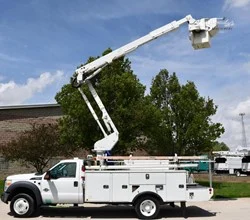 2015 Altec AT40G MOUNTED ON 2015 FORD F550