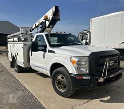 2011 Versalift TEL29NE MOUNTED ON 2011 FORD F350
