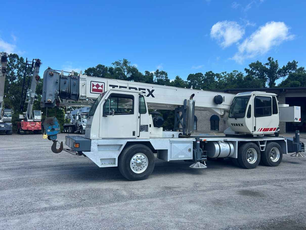 2005 Terex T 340