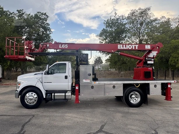 2026 ELLIOTT L65R MOUNTED ON 2027 FORD F750
