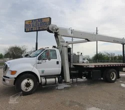2013 National 500E2 MOUNTED ON 2013 FORD F750