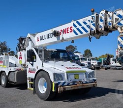 2019 Terex AT40