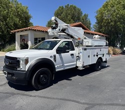 2019 Altec AT41M MOUNTED ON 2019 FORD F550